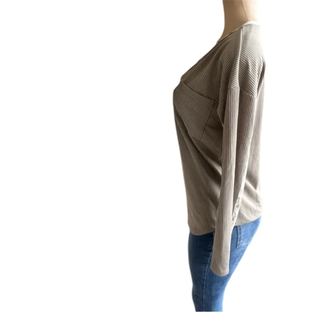 Hem & Thread Grommet Detailed Rib Top - Image 14