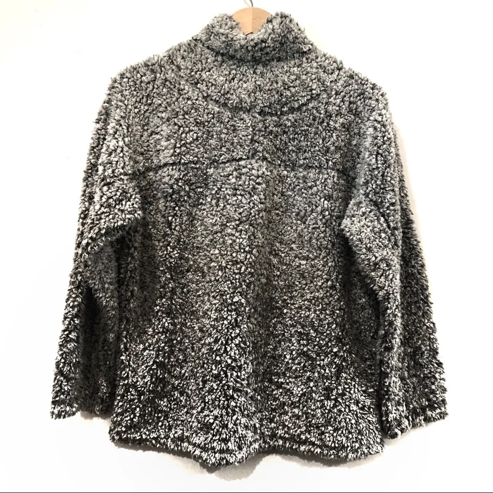 Dylan  by True Grit Stadium Pullover - Image 3