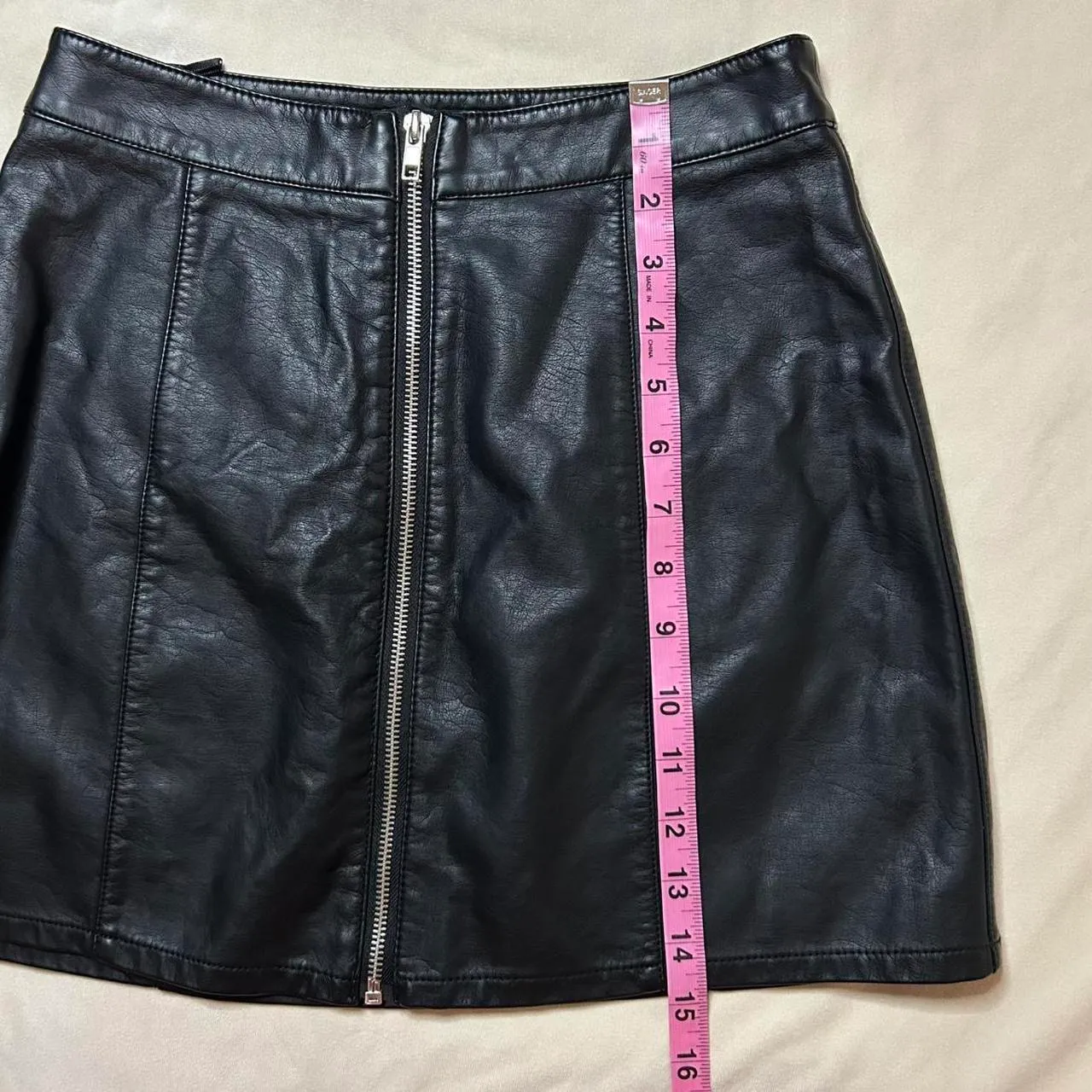 Faux leather skirt - Image 5