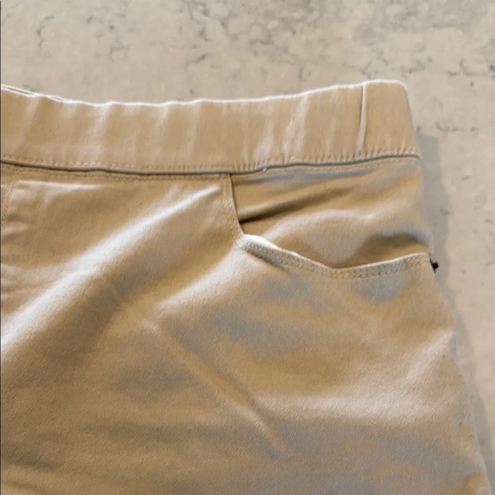 🦃 DKNY Elastic Waist Casual Tan Shorts size 2X - Image 3