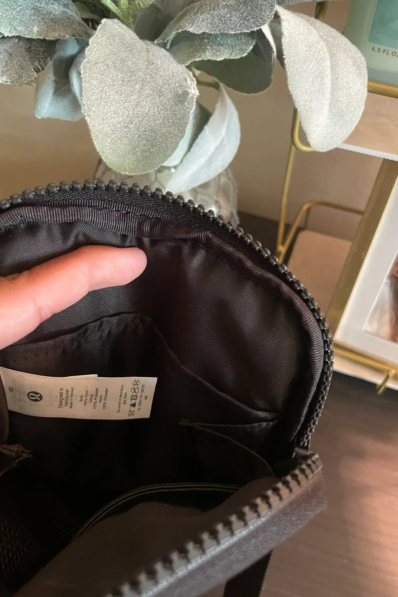 Lululemon Easy Access Crossbody Bag - Image 4