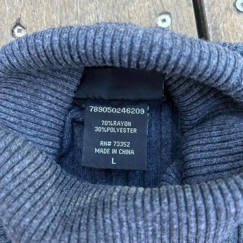 Vintage Y2K Grey It's Our Time Turtleneck Thin Ribbed Stretch Sweater w/ Buttons - Image 4