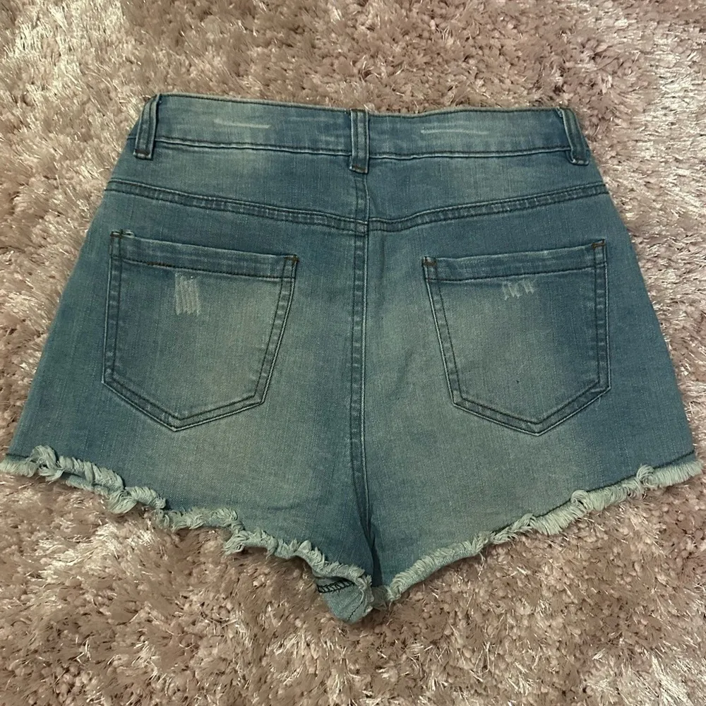 Billy by Flying Tomato Aztec Designer Jean Shorts Women’s Size Small - Image 7