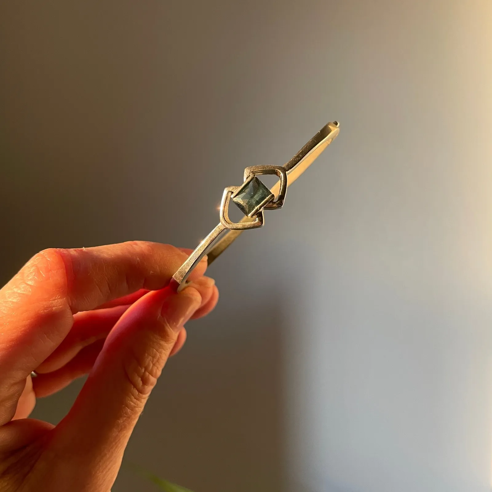 Silver Tone Gemstone Bangle Bracelet Modern Geometric Womens Boho Chic Retro Y2K - Image 4