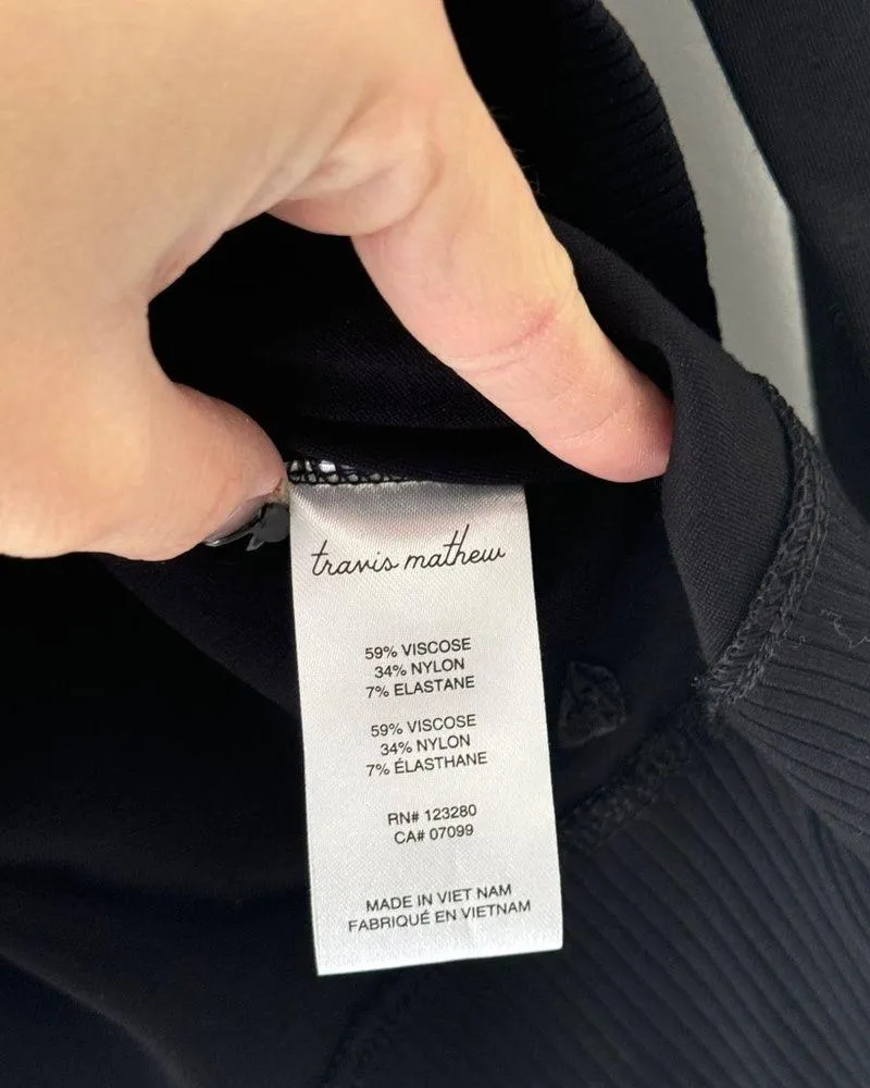 TRAVIS MATTHEW Black Friday Ponte Half Zip Hoodie M - Image 9