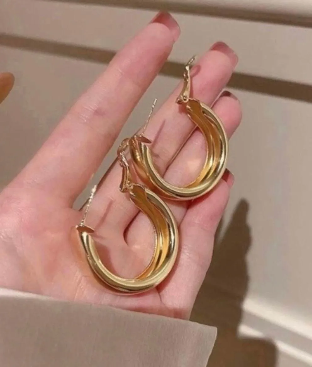 18K Gold Plated Chunky Hoop Earrings for Women - Image 3