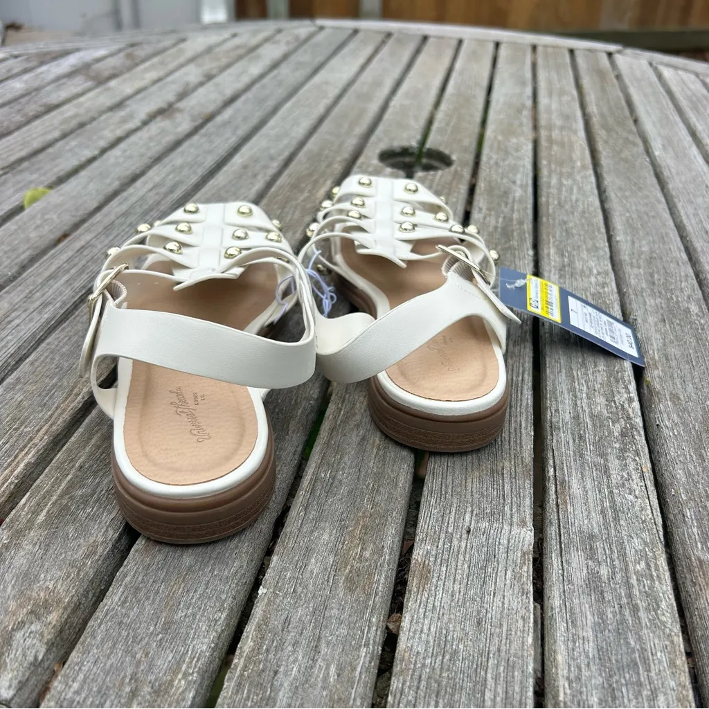 Nwt Women's Winnie Studded Fisherman Sandals - Universal Thread Off-White size 7 - Image 6