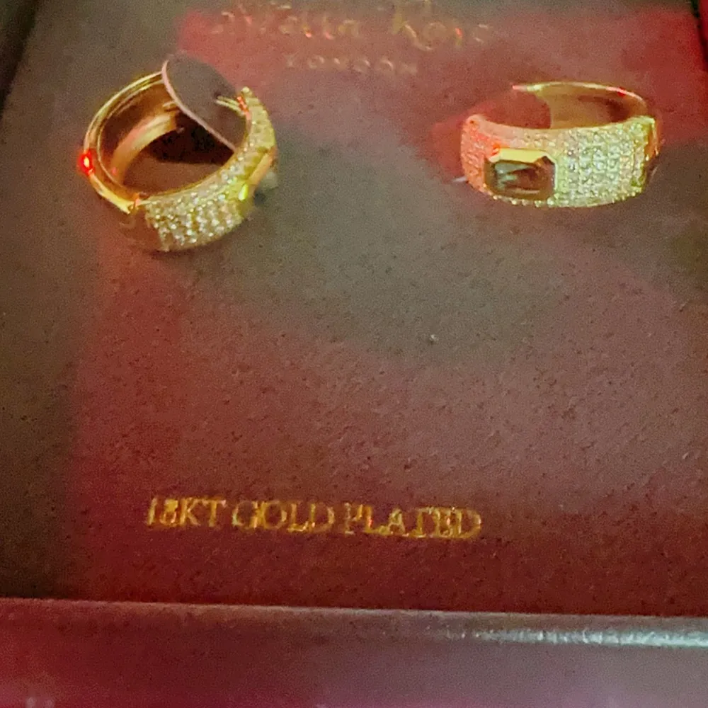 Stella rose London 18kt gold plated loop earrings gold with crystal diamond pave - Image 3