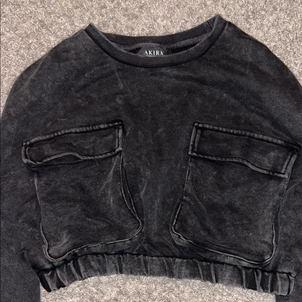 AKIRA Black Long Sleeve Crop Top - Image 4