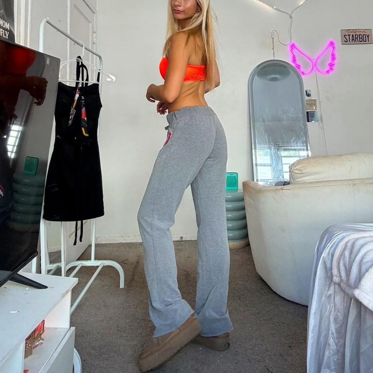 aeropostale ‘87 y2k vintage 2000s grey wide leg sweatpants pink number embroidery - Image 7