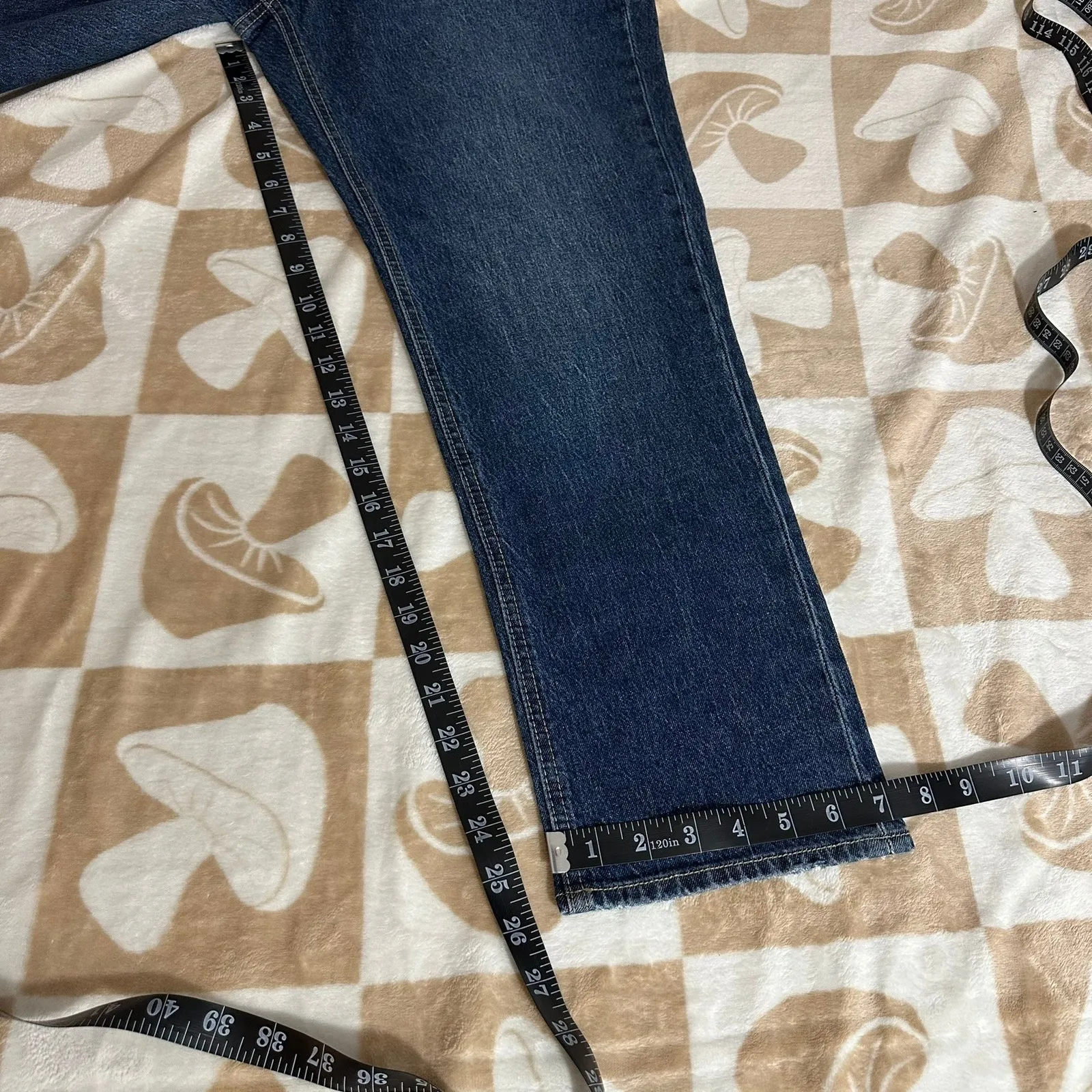 NWT Unpublished | Hayden Cropped Girlfriend Straight Leg Jeans | Women's 30 - Image 9