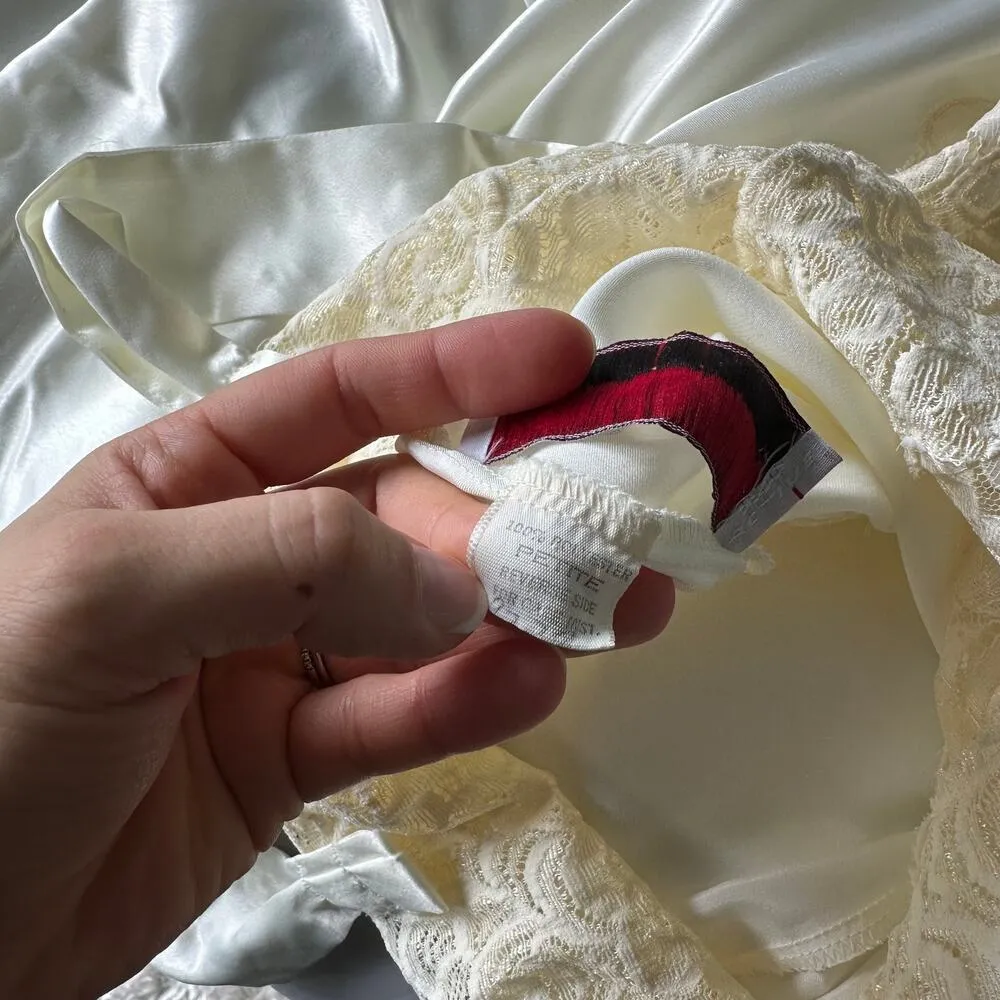 Vintage Fernando Sanchez Cream Lace Slip Gown Dress Size XS - Image 11