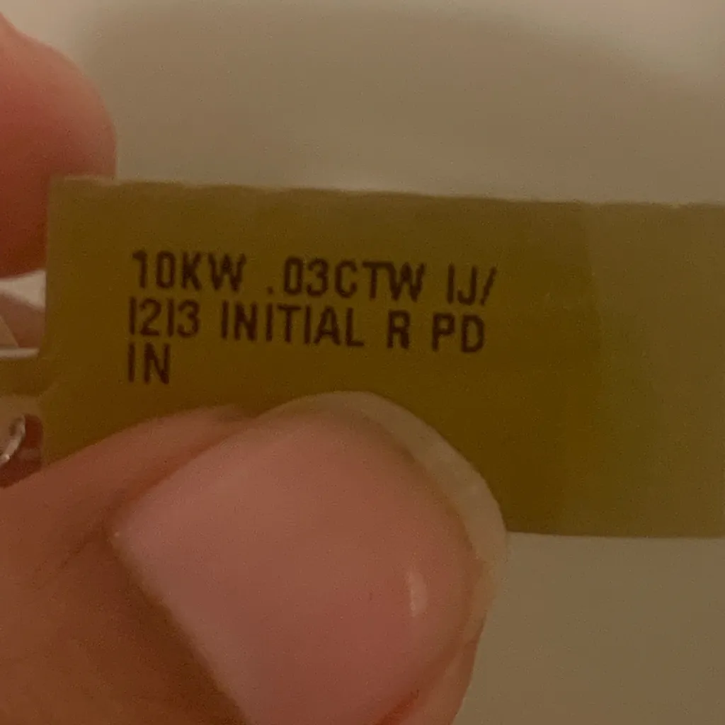 10kt White Gold "R" Initial Diamond Necklace - Image 5