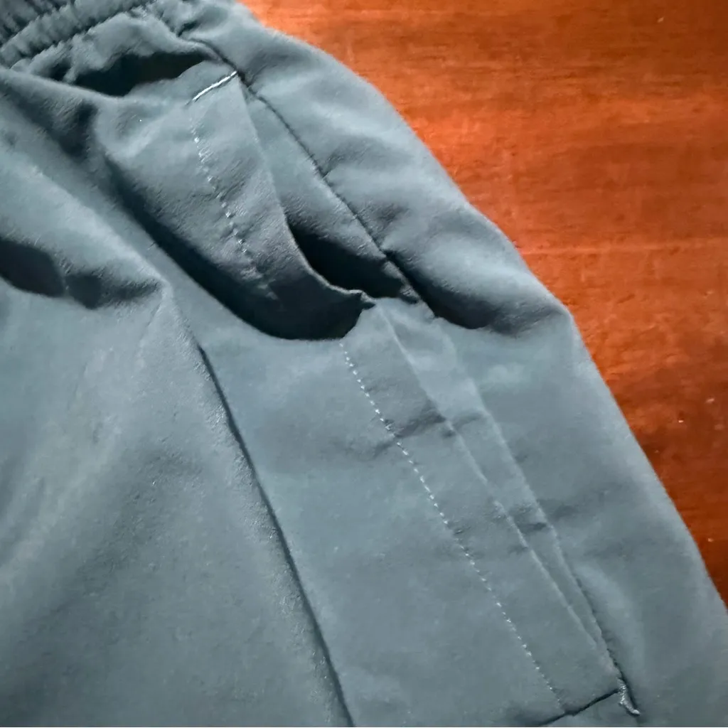 Gymshark Womens Size XL Activewear Blue Athletic Shorts 7” Inseam‎ Performance - Image 4