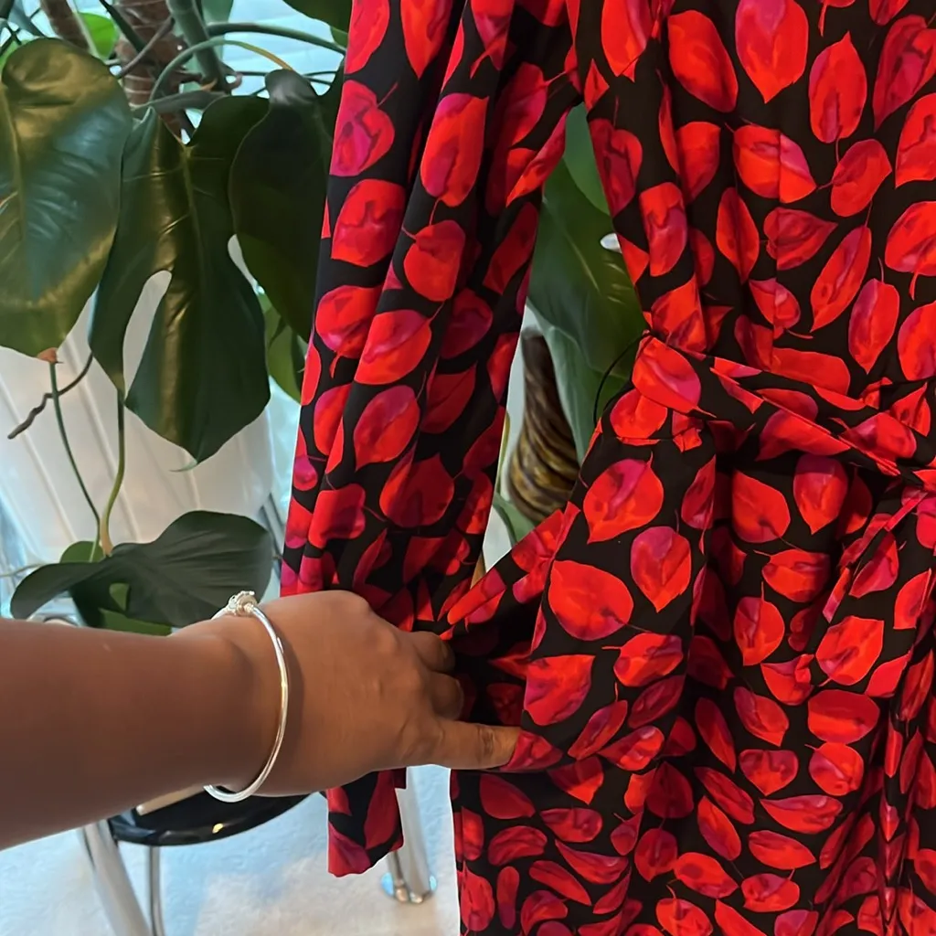 Who What Wear Red and Black Long Sleeve Dress - Image 5