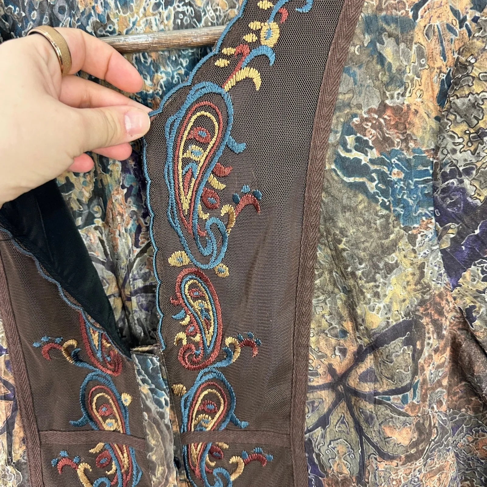 Coldwater Creek Brown Paisley Tunic Top Medium Embroidered Fairy Earthy Folk - Image 4