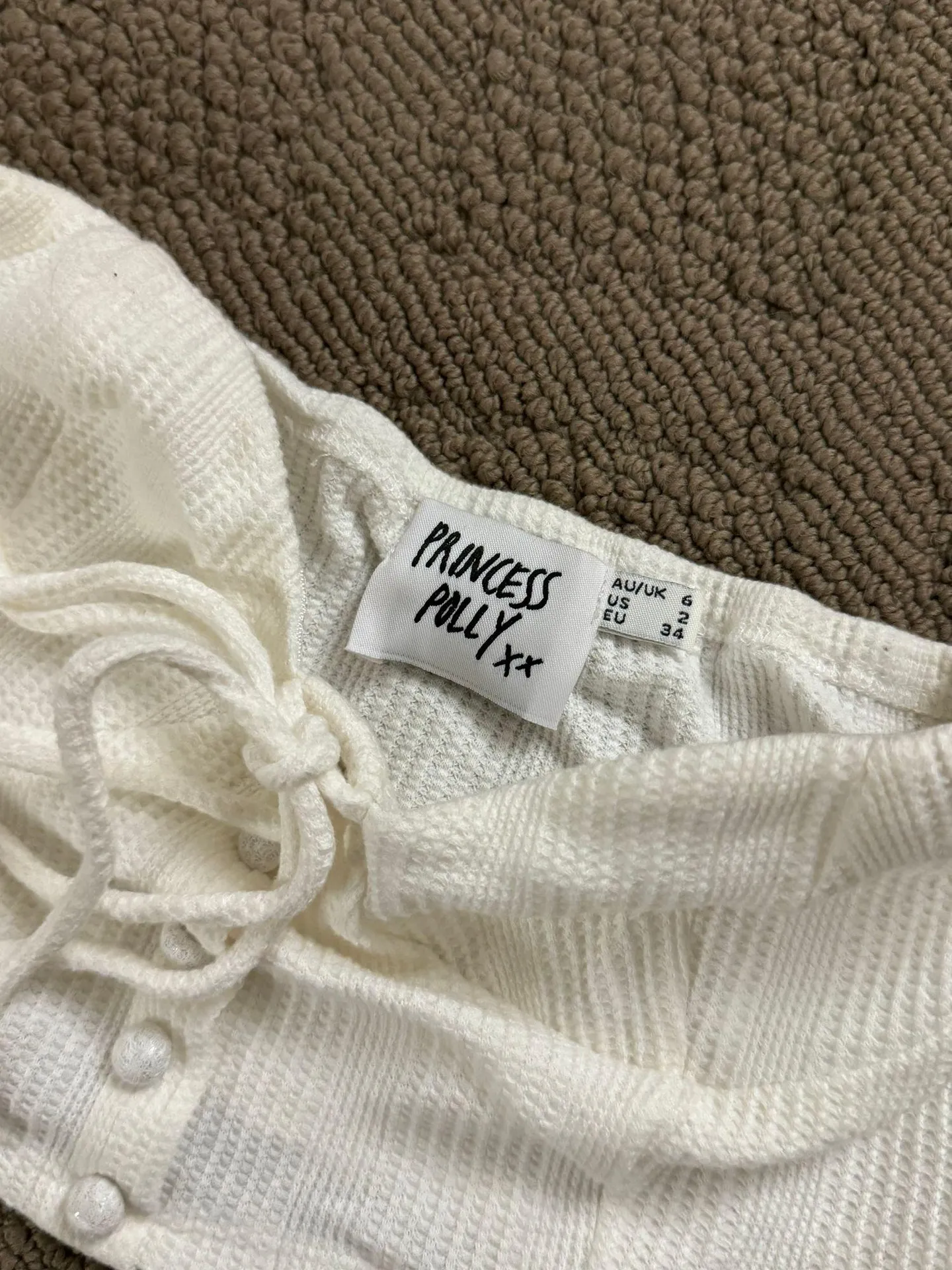 Long Sleeve Crop Top - Image 2