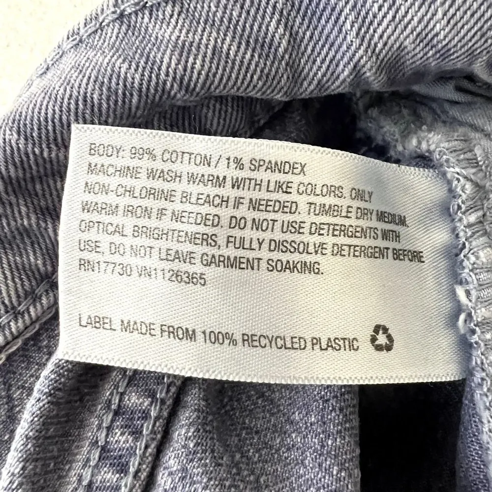 Universal Thread Vintage Straight Mom Jeans - Image 7