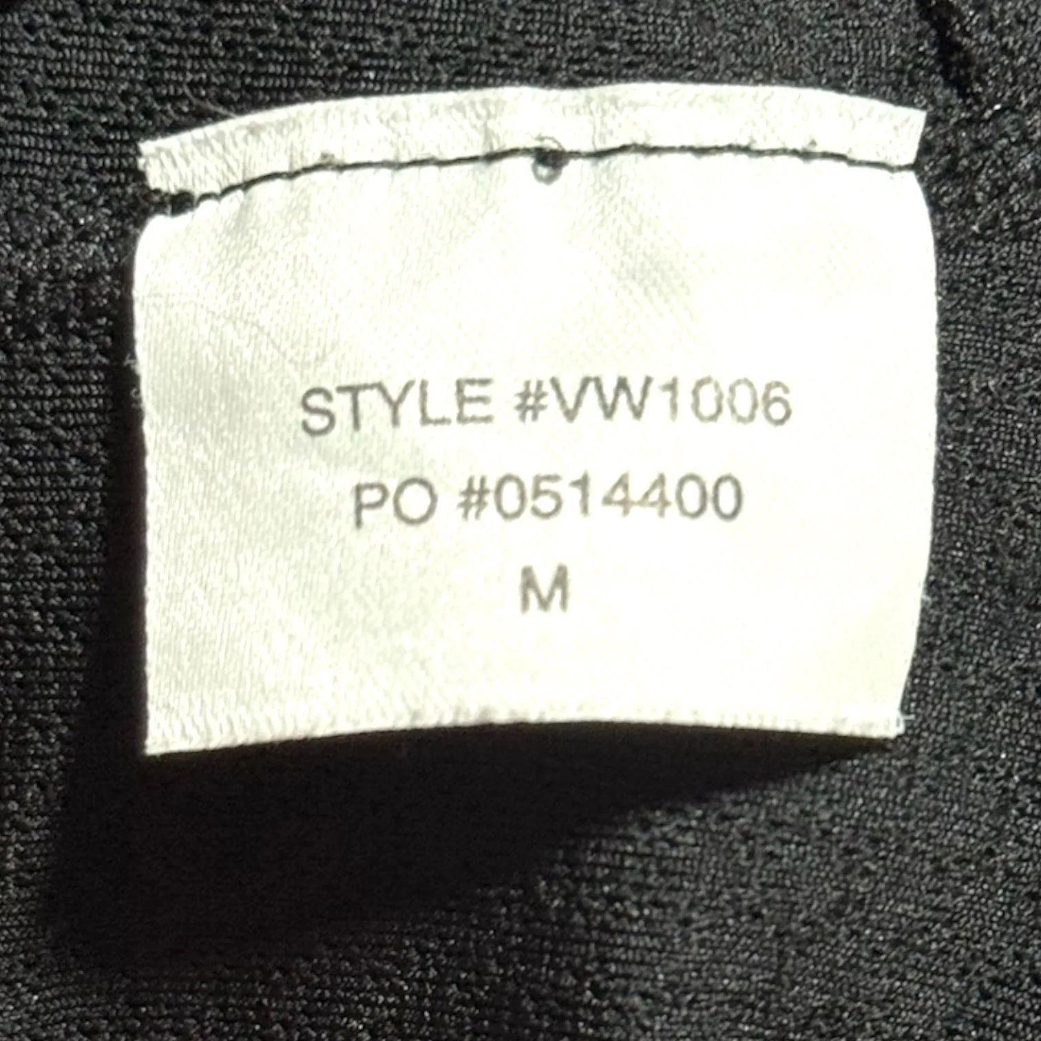 Vuori Elevation Black Camo Bra Stretchy Comfortable Sustainable Lined Medium - Image 4