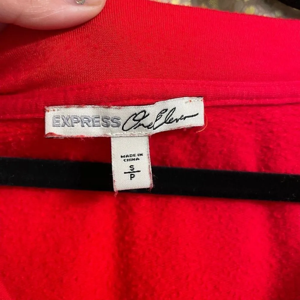 EXPRESS  Lipstick Red Oversized V Neck Pullover Dolman Style Sweater Small - Image 5