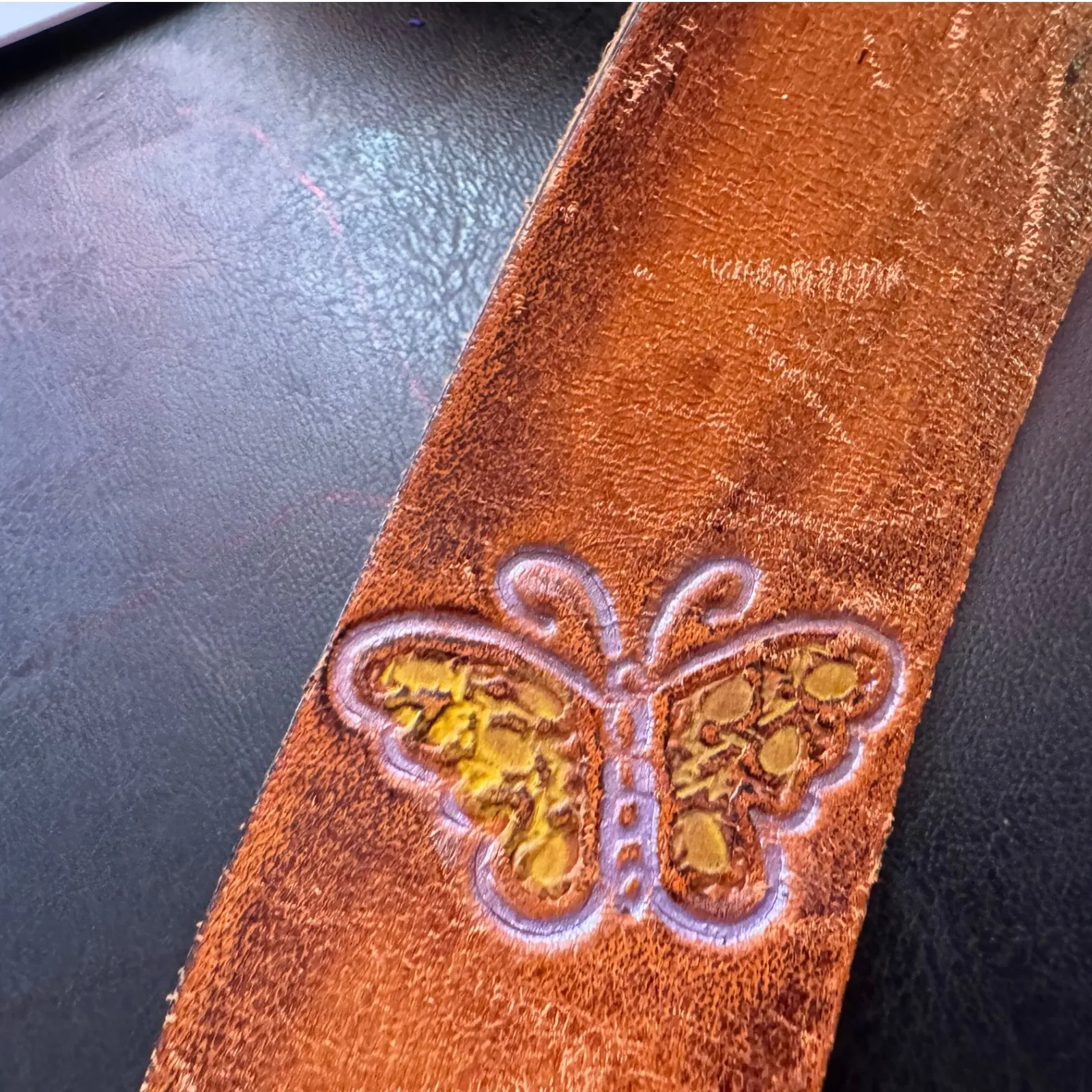 70s Vtg sz 34 Painted Mushroom Butterfly Floral Tooled Leather Belt W/Zee Buckle Brown - Image 7