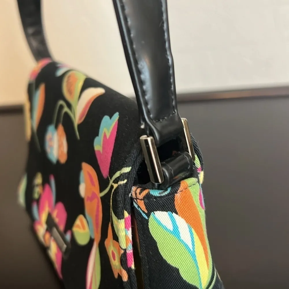 GUESS mini bag, canvas with floral print, RARE! 9”x5” - Image 5