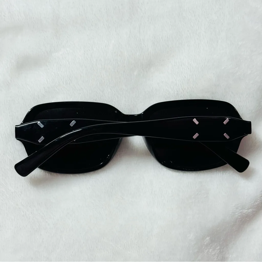 Small Square Frame Oval Sunglasses Women Retro Punk Sun Glasses Eyewear Shade Black - Image 3