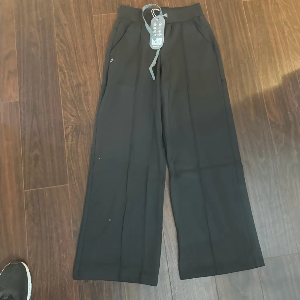 Figs form X XXSP scrub bottoms NWT - Image 2