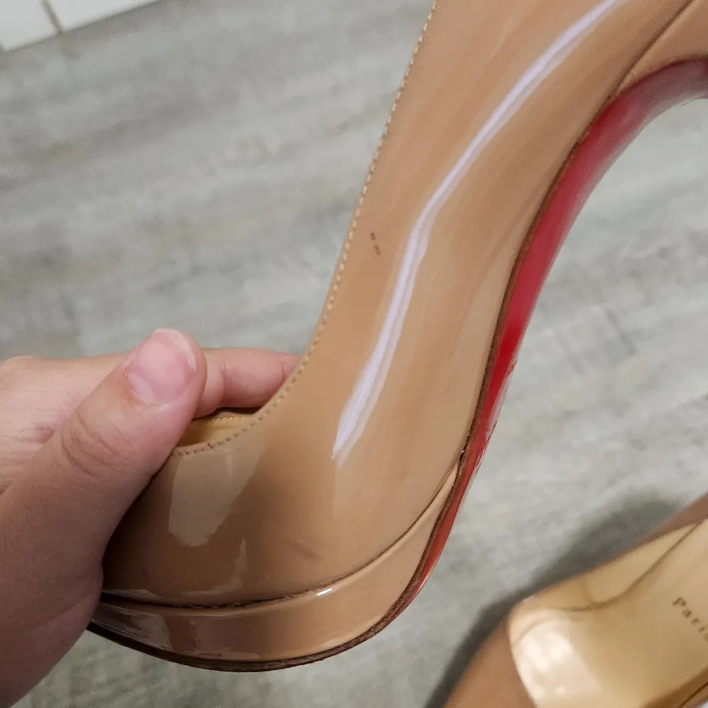 Christian Louboutin Patent Leather Pigalle Platform Heels Size 36 - Image 14