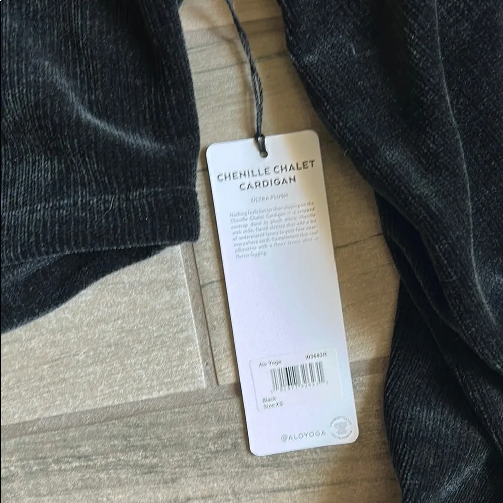 alo yoga chenille chalet cardigan - Image 3