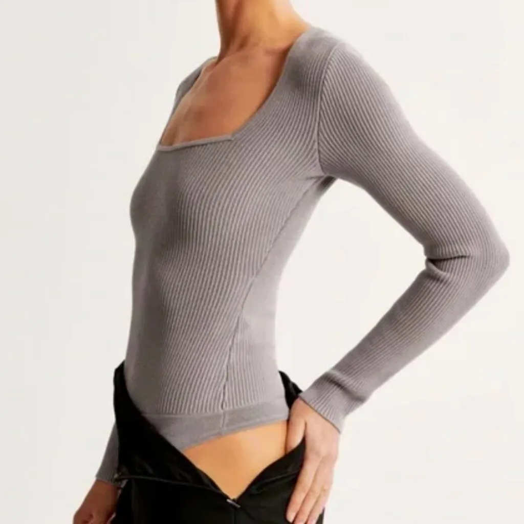 Abercrombie & Fitch Long Sleeve Rib-Knit Ottoman Square Neck Bodysuit | XS | NWT - Image 7