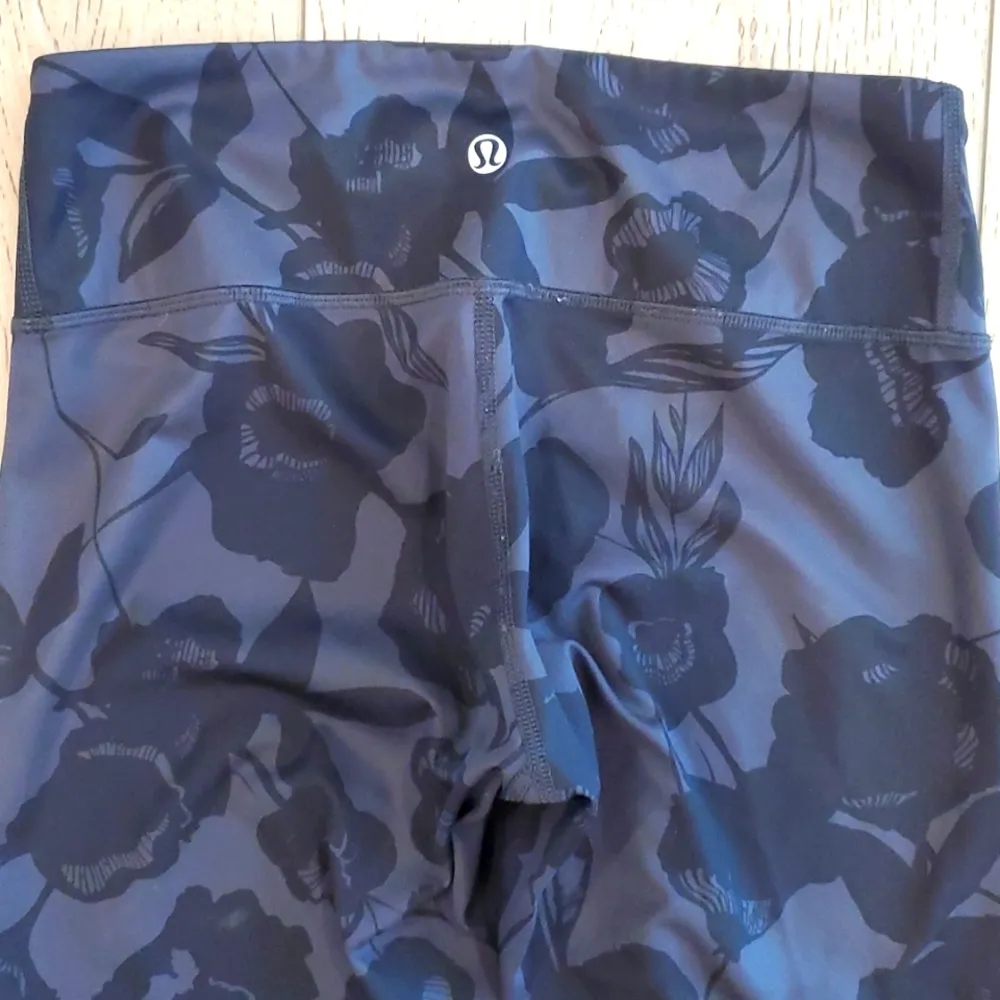 Lululemon Wunder Under Crop II *Full-On Luxtreme - Image 4