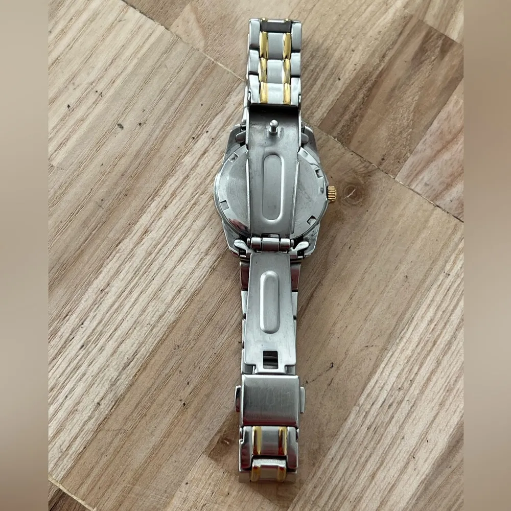 Bulova Ladies Watch Two-Tone Bracelet Round Stainless Steel Dial Date Window - Image 10