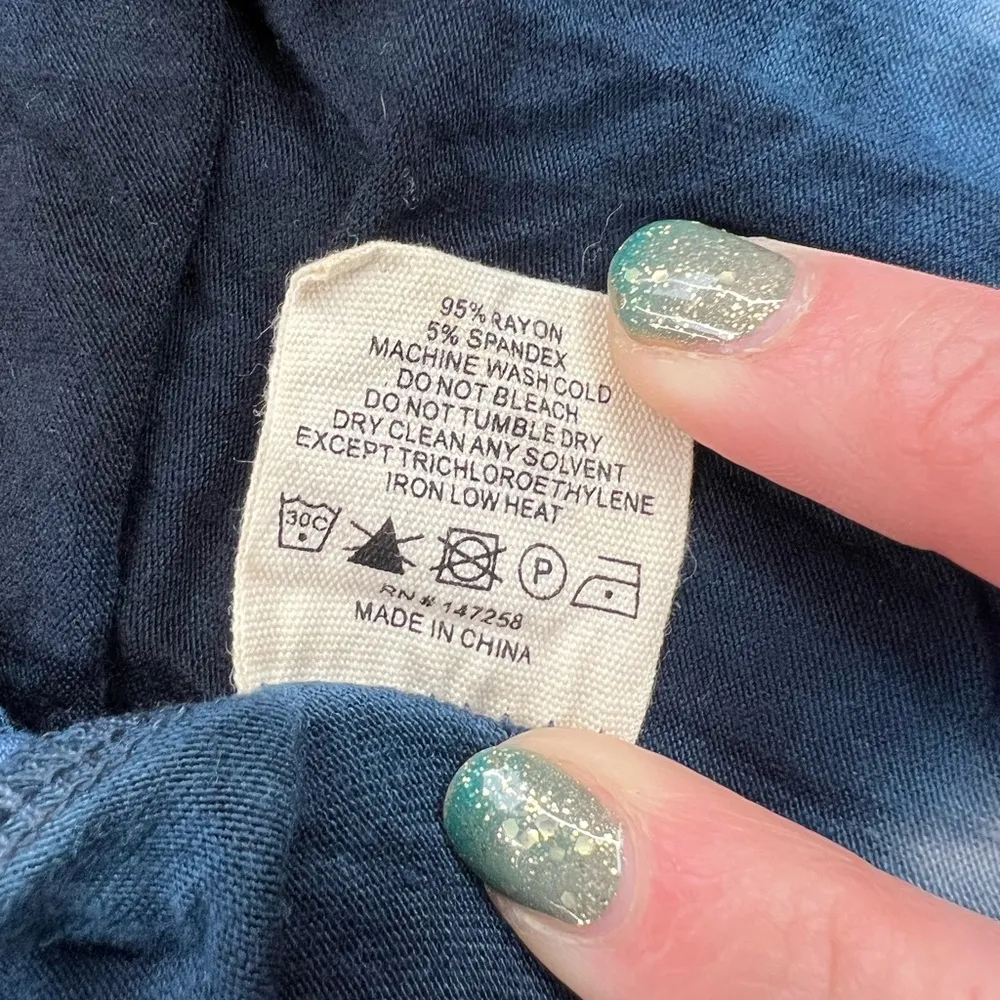 Simply Southern Cold Shoulder Tie Dye Top M - Image 12