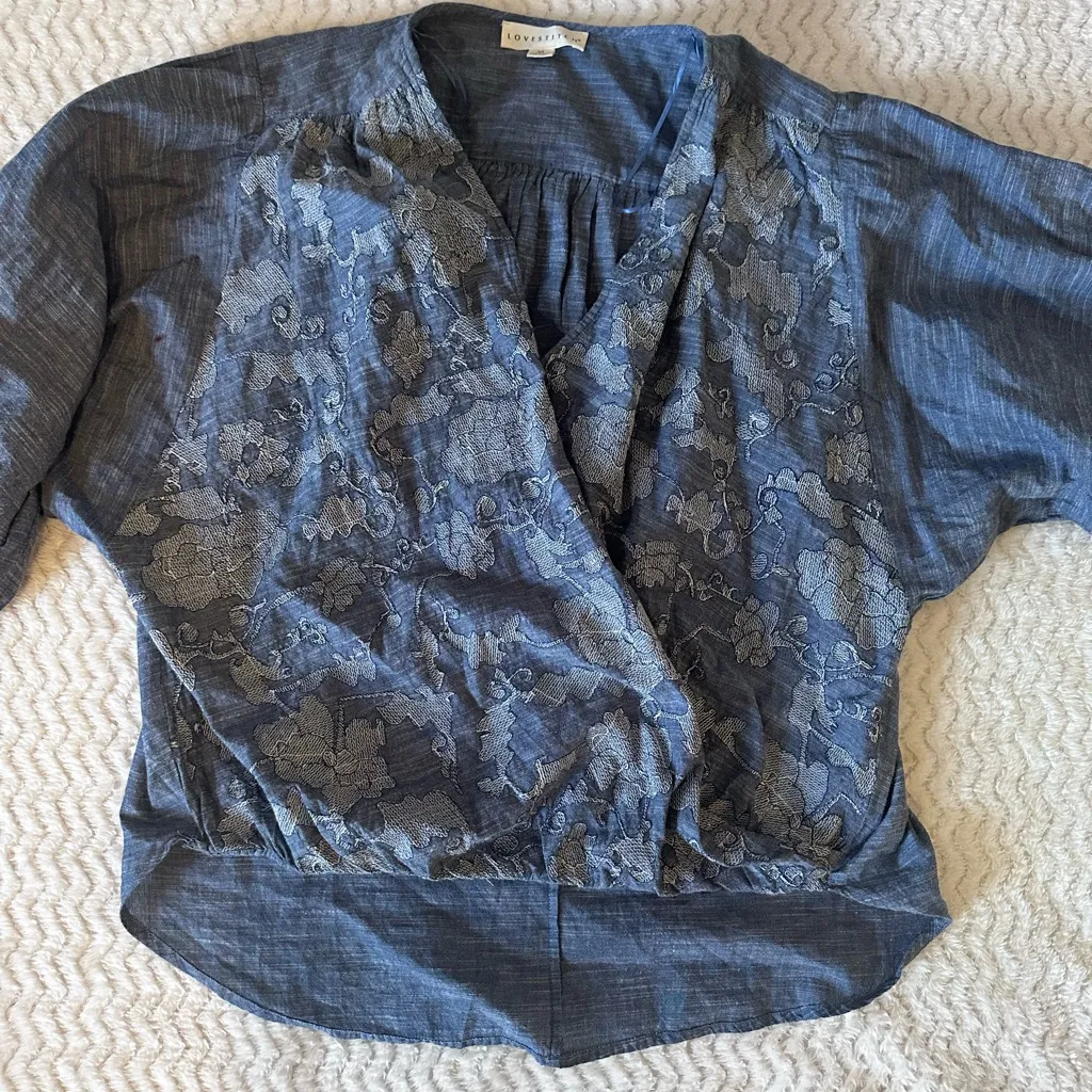 Love Stitch Blue Wrap Blouse with 3/4 Sleeves and Embroidered Floral Print Size M - Image 2