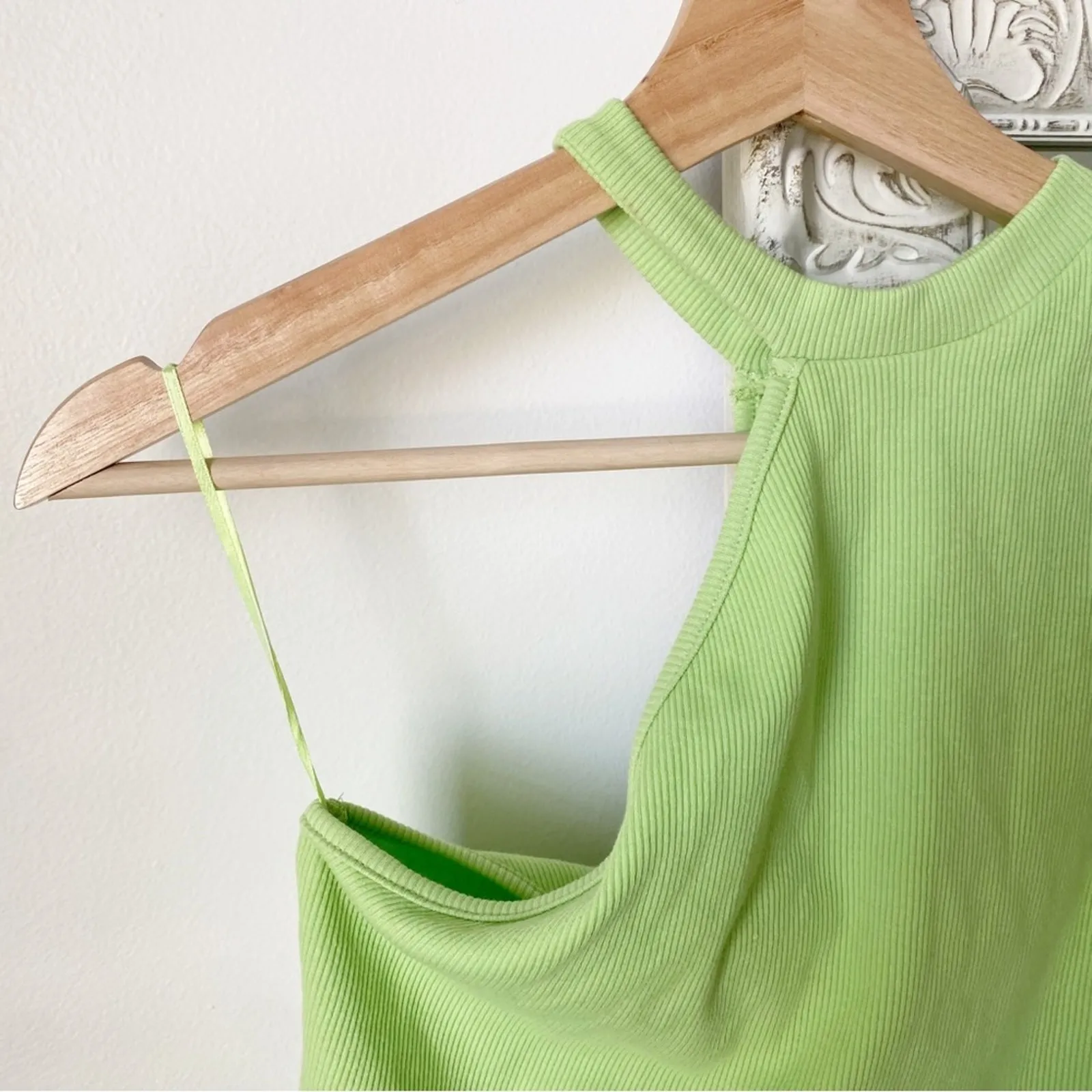 Zara Asymmetrical Ribbed Cutout Crop Top - Image 3