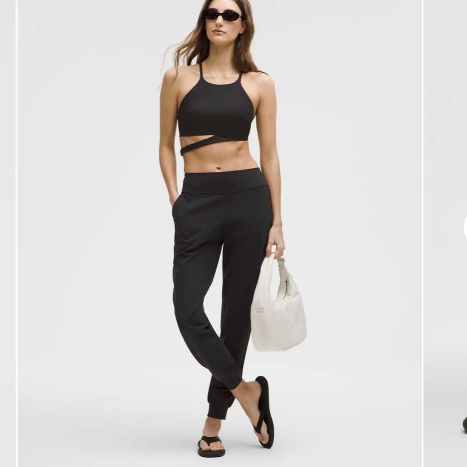 Lululemon Align Jogger 4 & Align Tank 6 Matching Set Black EUC - Image 6