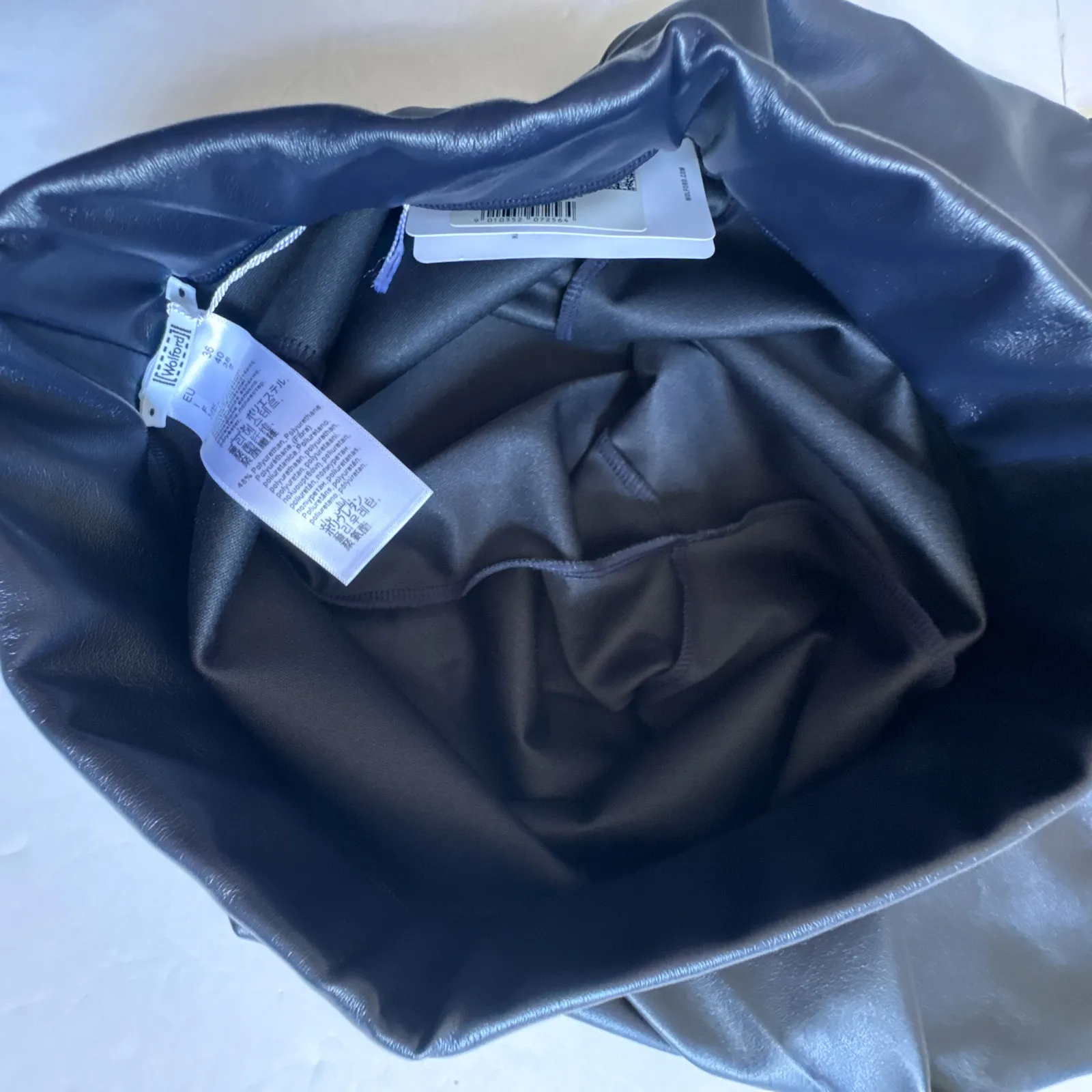 Wolford New Estella Navy Faux Leather Leggings size 36/ US 6 Blue - Image 12