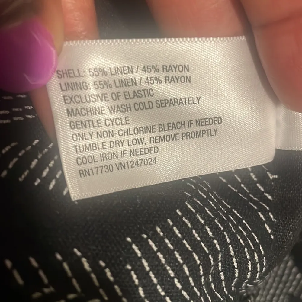 Universal Thread Bralette Tank Top Black White Floral new size Medium - Image 3