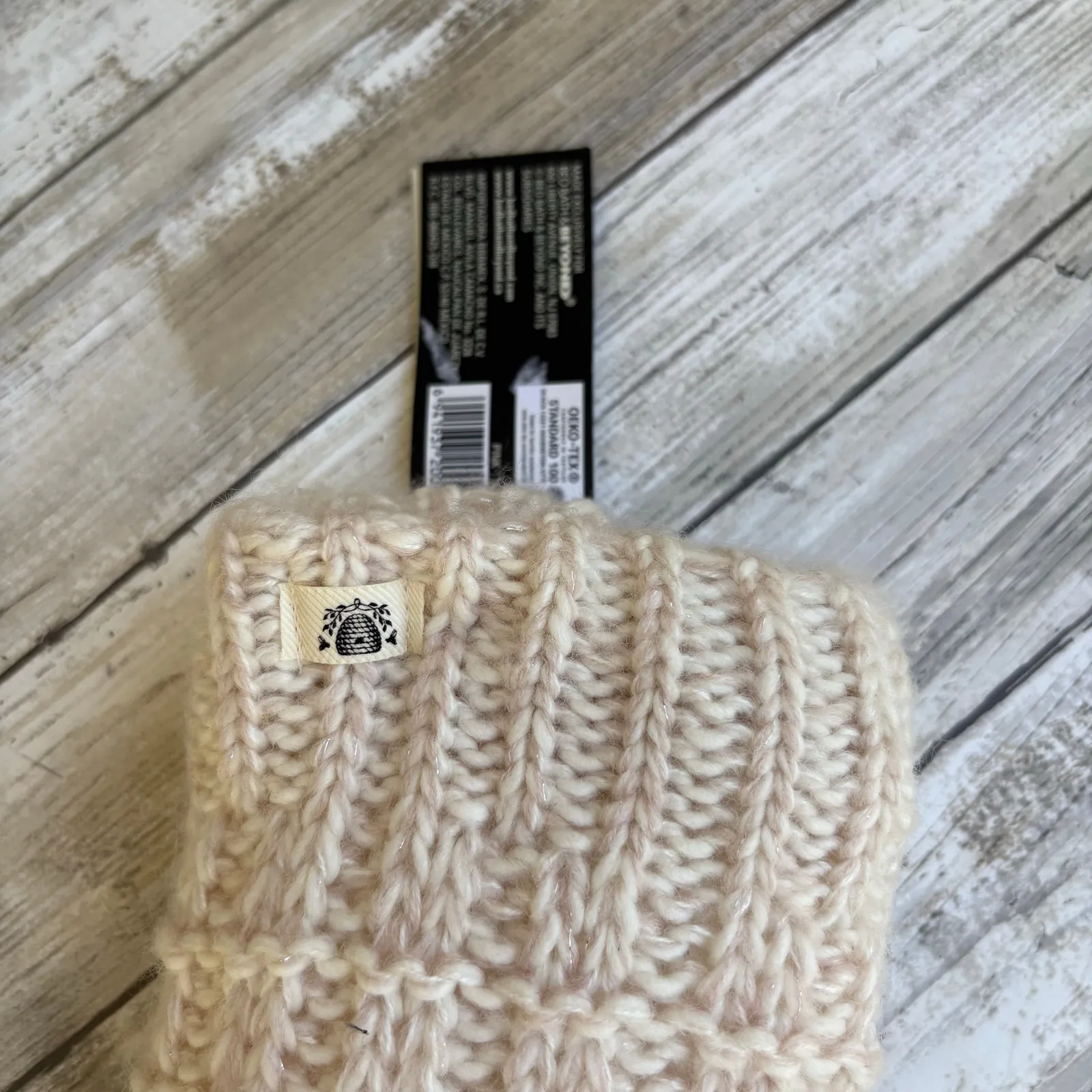 Bee & Willow Cozy Socks NWT One Size Pink Cream Knit Non Skid Metallic Hygge - Image 6