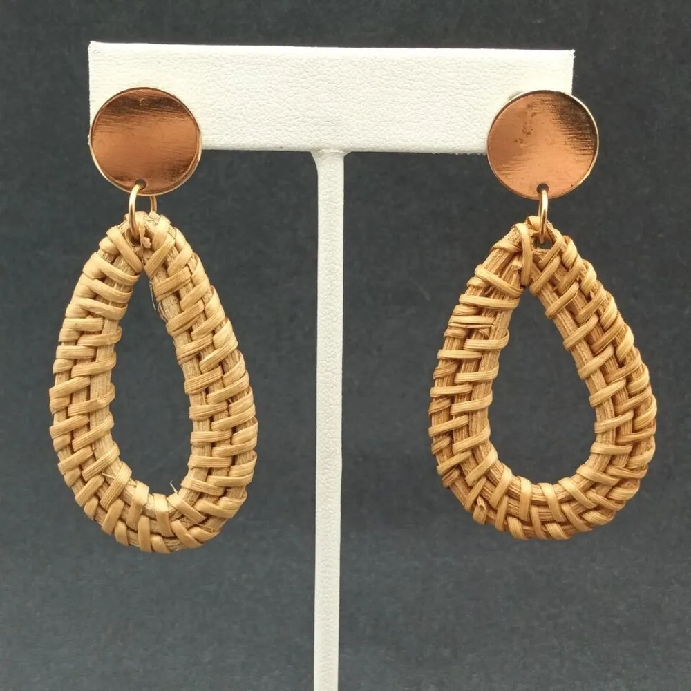 Rattan Teardrop Shape Wooden Drop Boho Earrings Tan - Image 2
