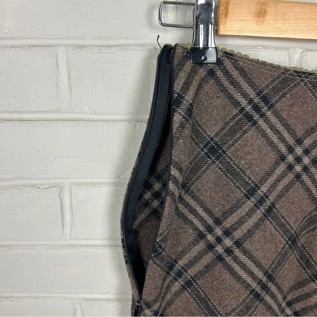Unif Brown Plaid Knit Skirt - Image 6