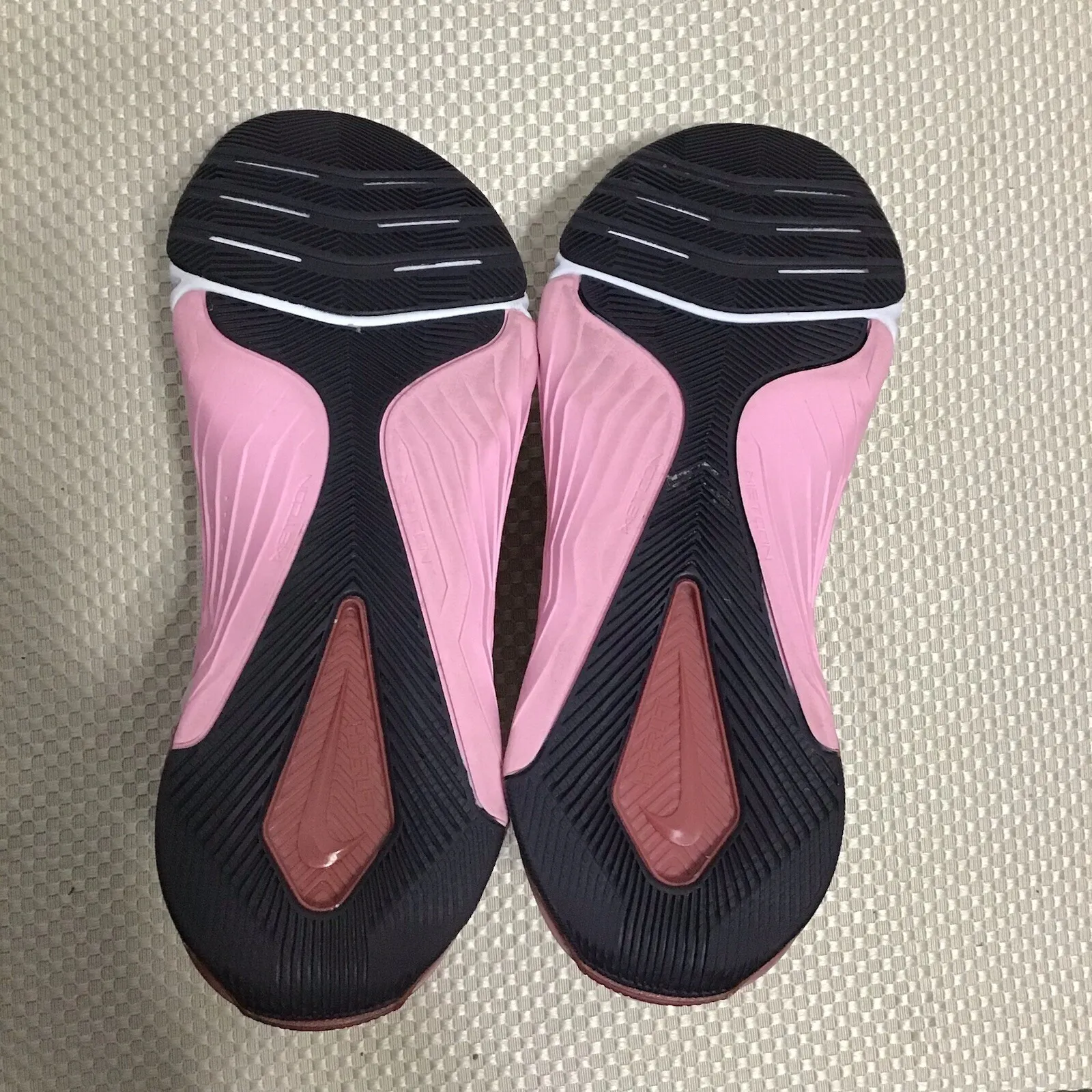 Adidas Falcon Womens White Leopard Print‎ Lace Up Running Trainer Shoes Size 8 - Image 7