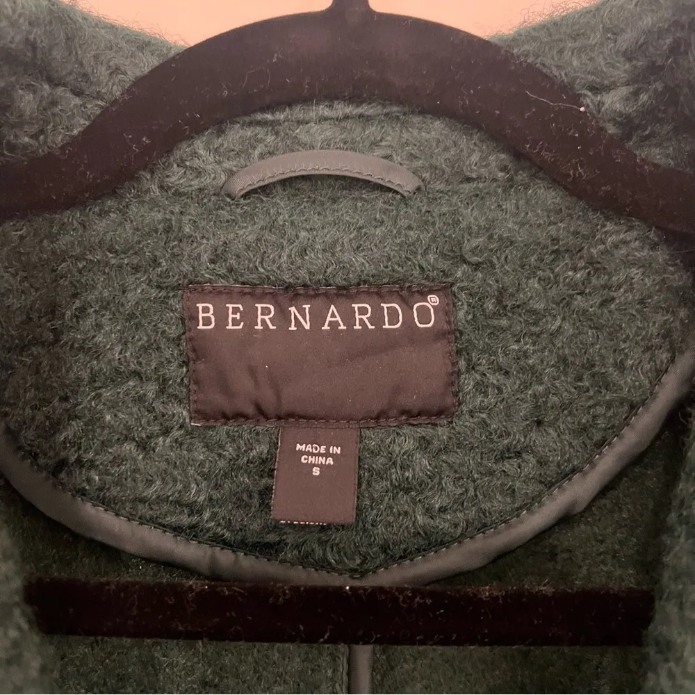 Bernardo Women’s Green Pea Coat - Image 9