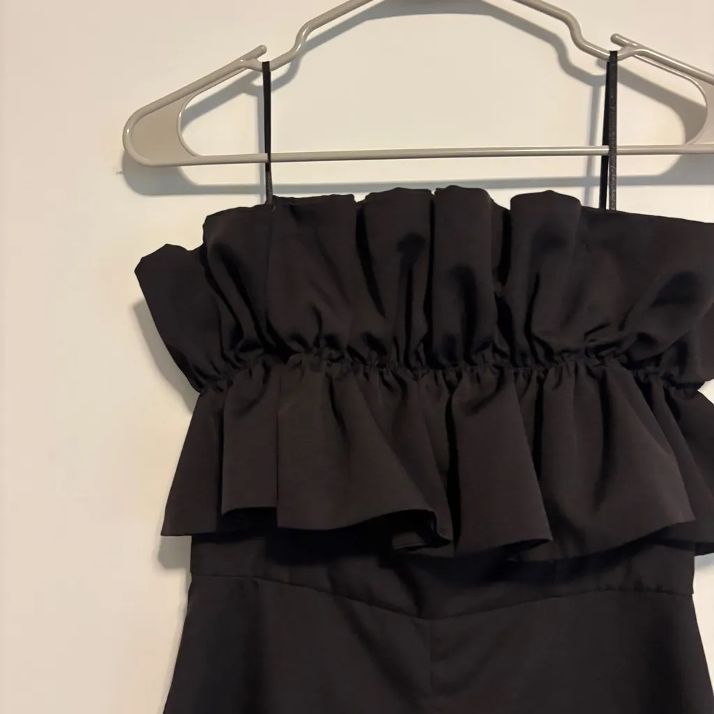 Black Ruffled Strapless Romper - Image 3