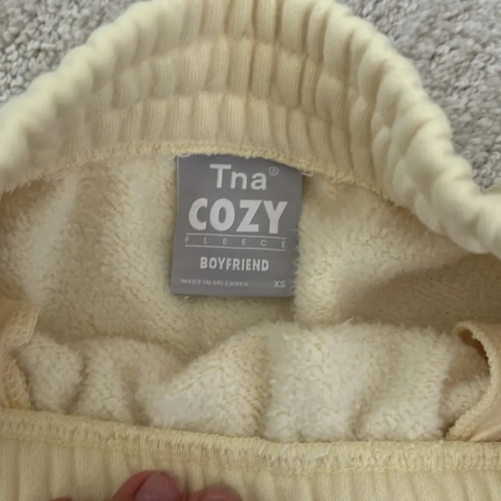 Brand new with tag Tna fleece skirt Yellow Size XS - Image 5