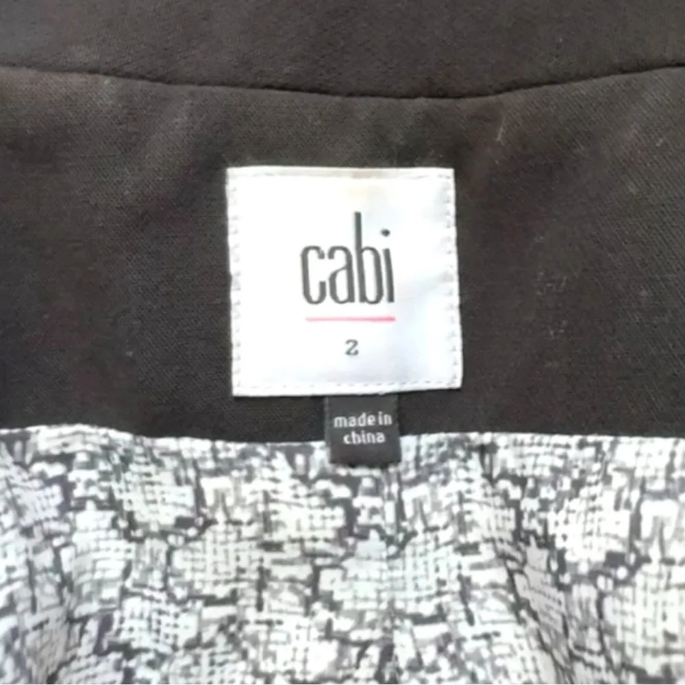 CAbi Black Fitted Button-Up Blazer - Size 2 - Image 10