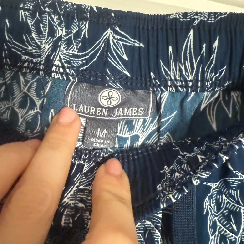 Navy Pineapple Print Women's‎ Shorts - Image 3