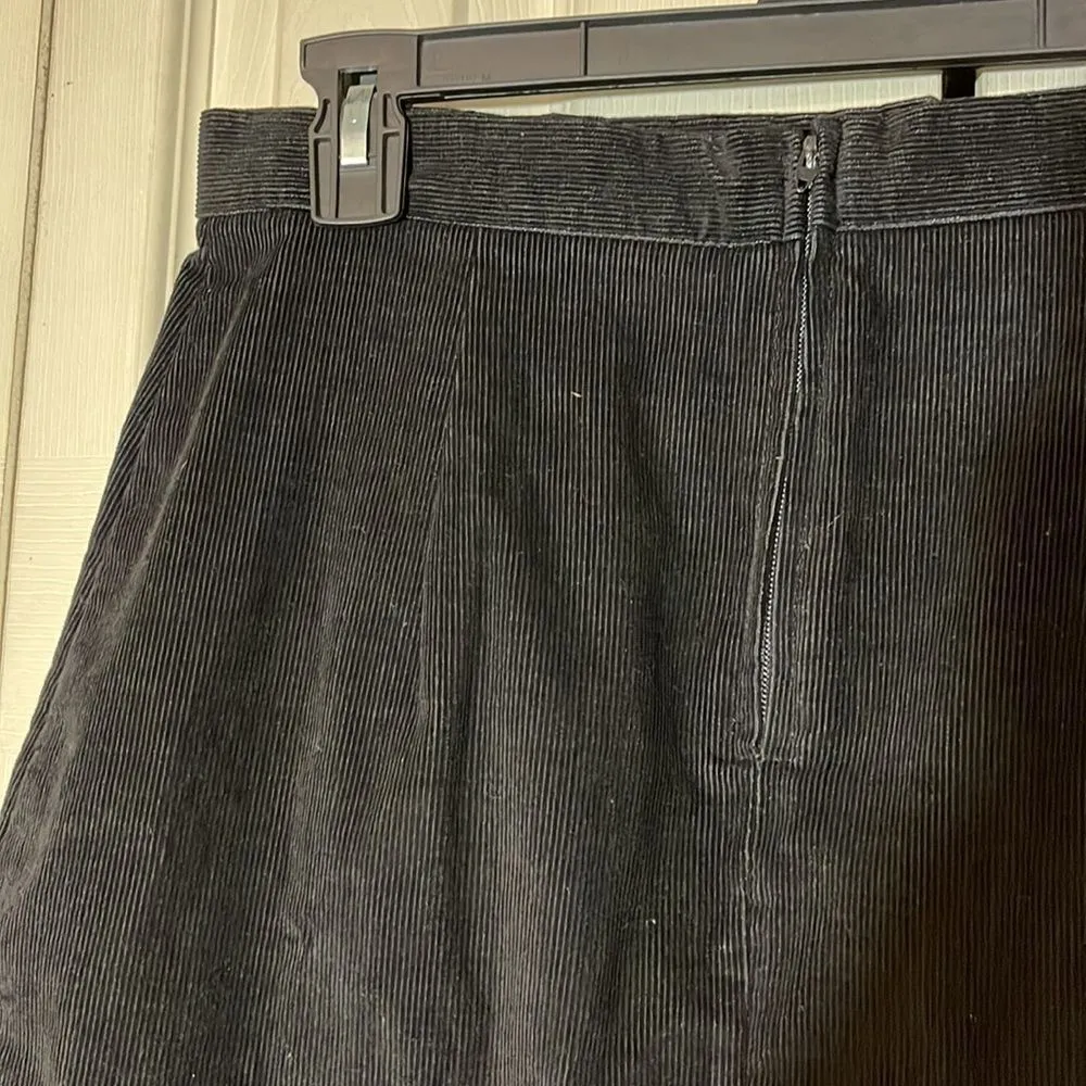 Vintage Black Corduroy Knee Length Pencil Skirt Size undefined - Image 11