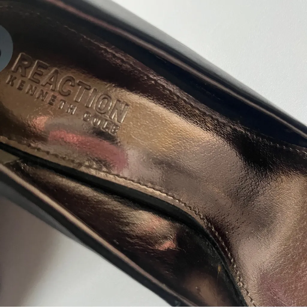 Kenneth Cole Black Wedge Shoes - Image 7